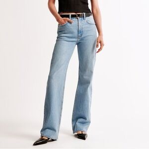 Abercrombie & Fitch 90s High Rise Relaxed Jeans